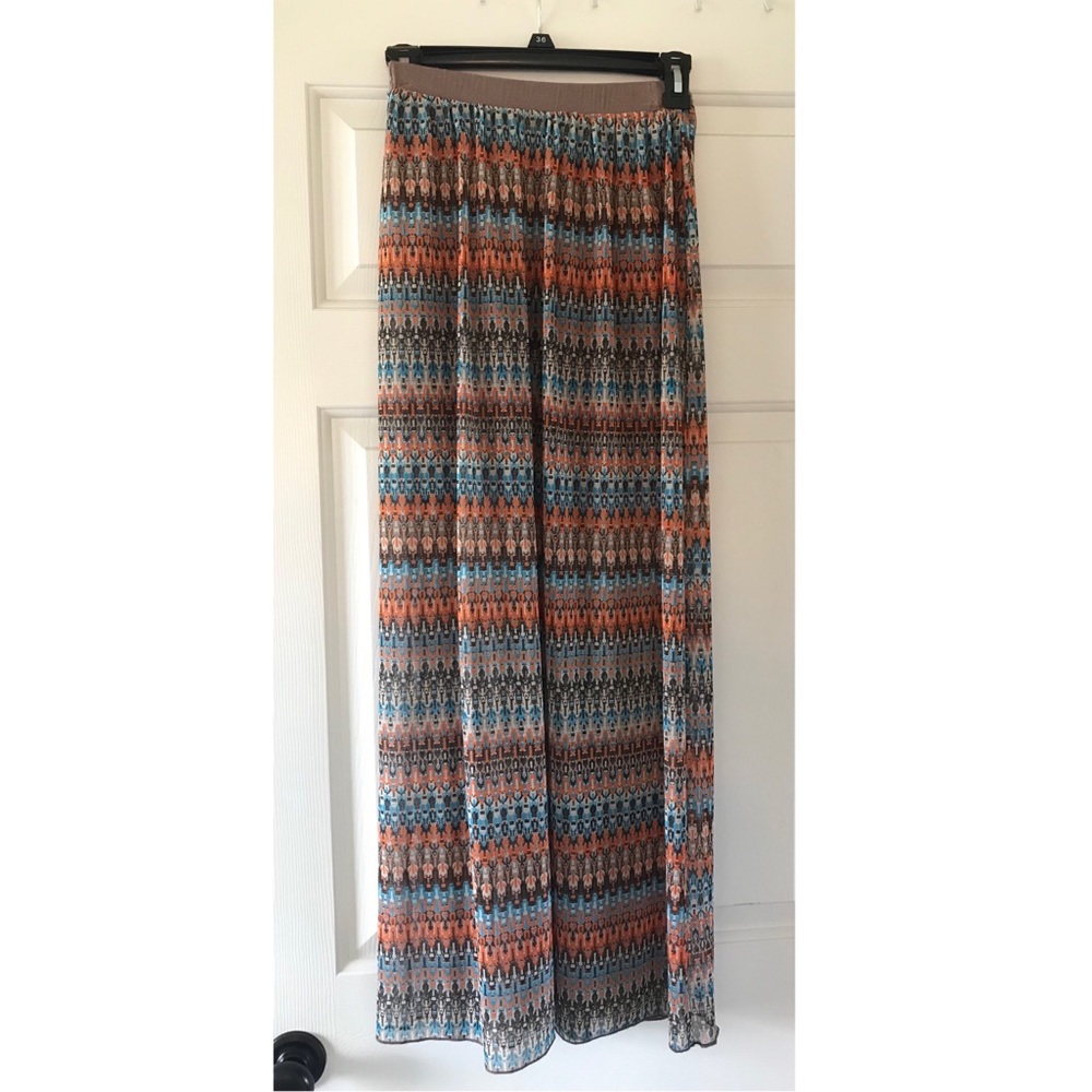 LONG PATTERNED SHEER SKIRT-brown lining under